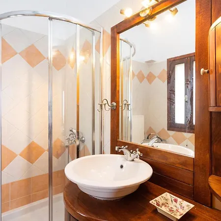 Holiday home Maisonette In Roussa Ekklisia *