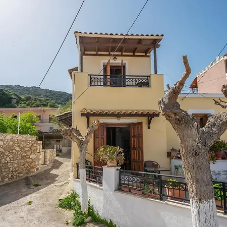 Maisonette In Roussa Ekklisia *